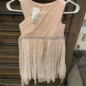 Girls dress
